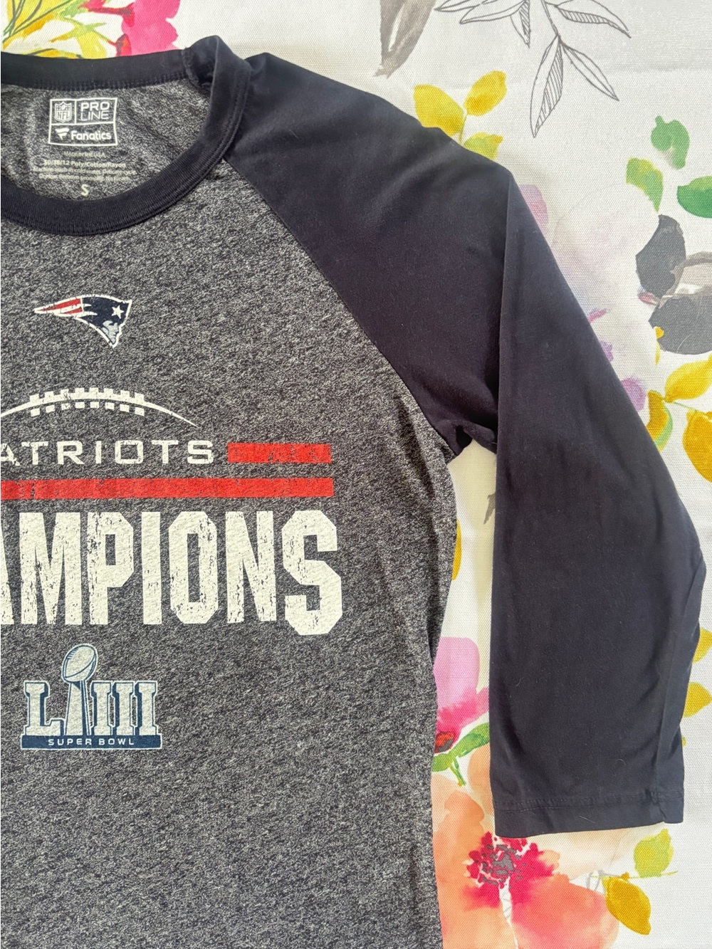 Fanatics - Women’s New England Patriots NFL T-Shirt